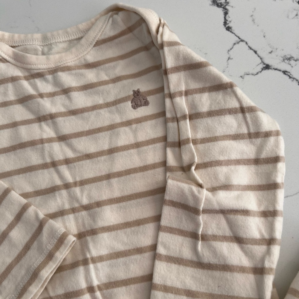 Baby Gap First Favorites Striped Set - Picture 2 of 4